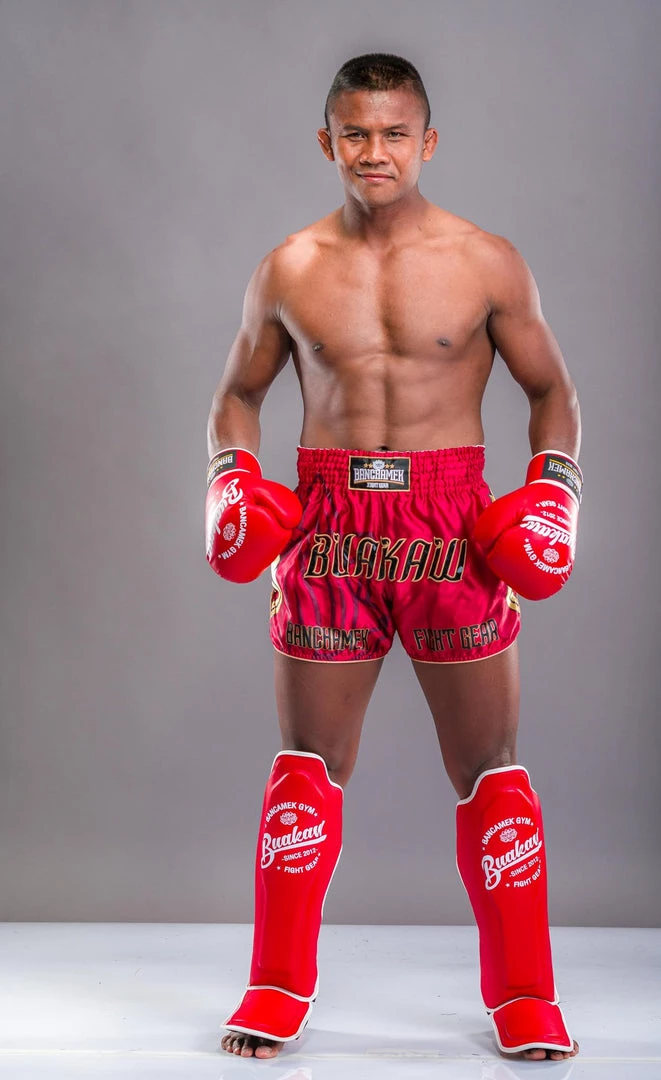 BOXING GLOVES BUAKAW BANCHAMEK - BGL W1 RED 4 BOXING GLOVES BUAKAW BANCHAMEK - BGL W1 RED