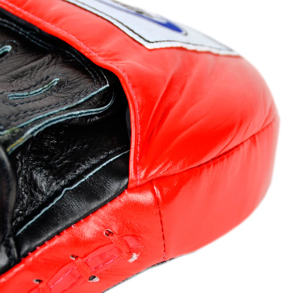 COACHING FAIRTEX FOCUS MITTS ULTIMATE FMV9 - BLACK/RED 6 COACHING FAIRTEX FOCUS MITTS ULTIMATE FMV9 - BLACK/RED