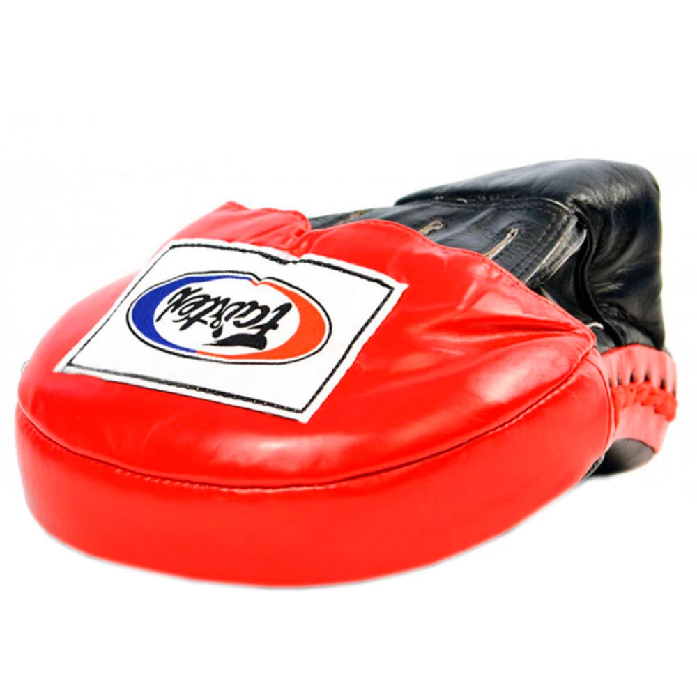 COACHING FAIRTEX FOCUS MITTS ULTIMATE FMV9 - BLACK/RED 8 COACHING FAIRTEX FOCUS MITTS ULTIMATE FMV9 - BLACK/RED