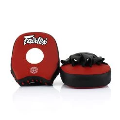 COACHING FAIRTEX FOCUS MITTS CURVED SHORT MICROFIBER FMV14 - BLACK/RED