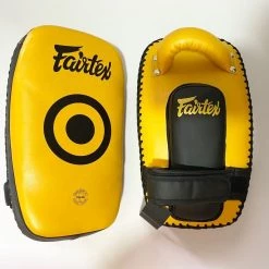 MUAY THAI PADS FAIRTEX SMALL CURVED LIGHT WEIGHT - KPLC6 GOLD/BLACK COACHING