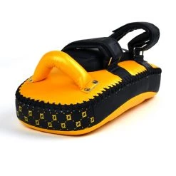 COACHING MUAY THAI PADS FAIRTEX CURVED LIGHT WEIGHT KICK PADS - KPLC5 GOLD 15 COACHING MUAY THAI PADS FAIRTEX CURVED LIGHT WEIGHT KICK PADS - KPLC5 GOLD