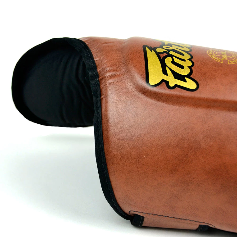 FAIRTEX SHIN GUARDS SP8 - BROWN 9 FAIRTEX SHIN GUARDS SP8 - BROWN